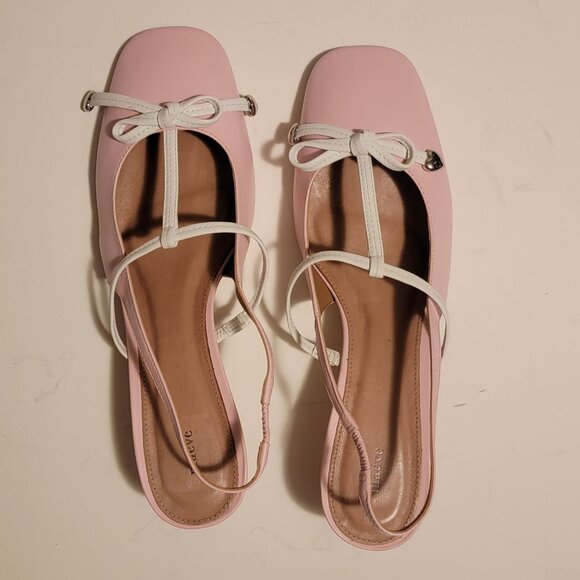 NEW Anthropologie Slingback Kitten Heel Women 9 Chic Modern Elegant Contemporary - Picture 3 of 10